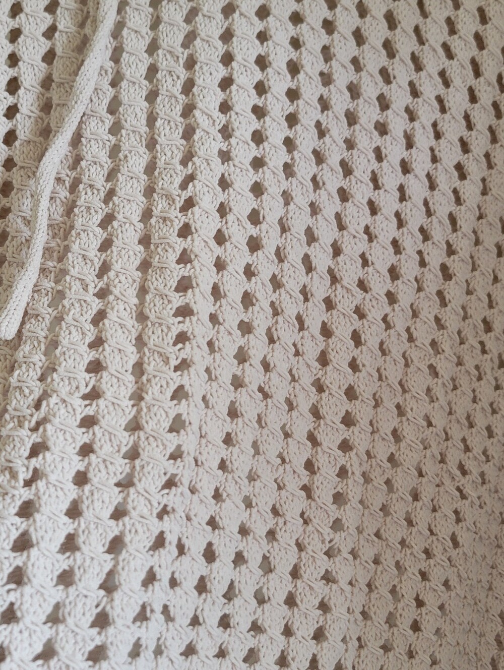 π Coastal Boho Vibes. SzL Artelier by Nicole Miller Open-Knit Hooded Vest βοΈ - Picture 10 of 11